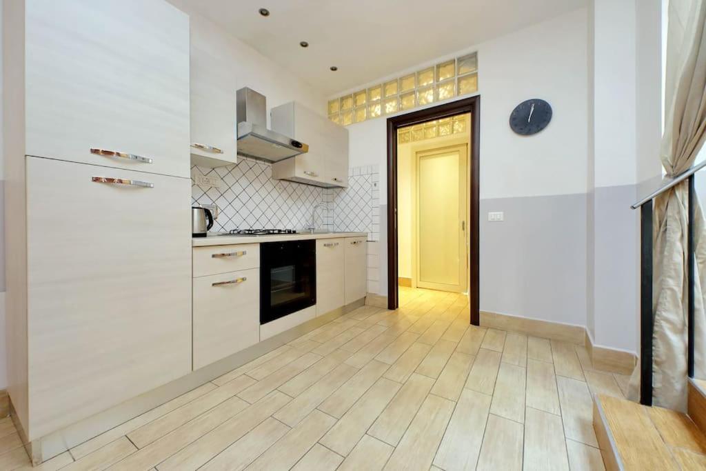 Vatican Flat Spacious Cozy With Court روما المظهر الخارجي الصورة