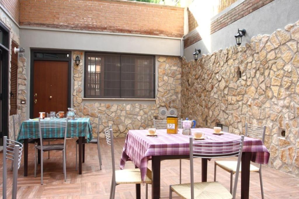 Vatican Flat Spacious Cozy With Court روما المظهر الخارجي الصورة